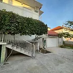 Modern Tome With Terrace, Free Parking & Wi-fi, *