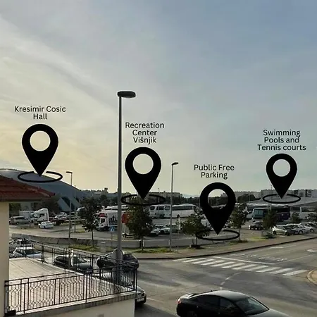 Modern Tome With Terrace, Free Parking & Wi-fi, Апартаменты *