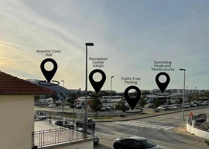 Modern Tome With Terrace, Free Parking & Wi-fi, Апартаменты *