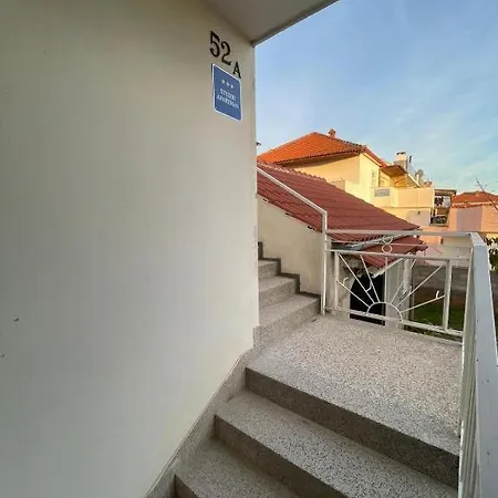 Appartement Modern Tome With Terrace, Free Parking & Wi-fi,